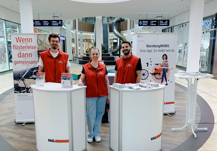 Kund_innenberatung im Einkaufszentrum